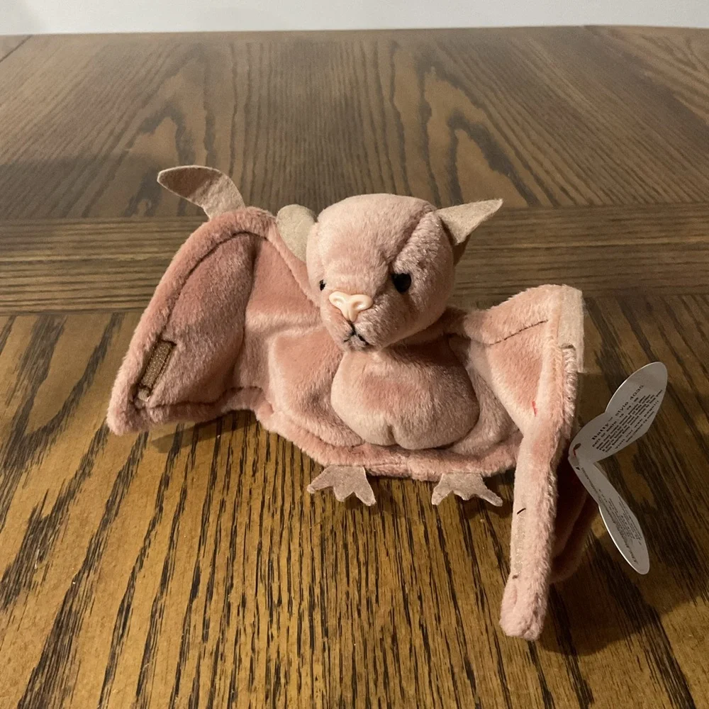 Ty Beanie Babies Bat Plush “BATTY” Halloween gift or decoration